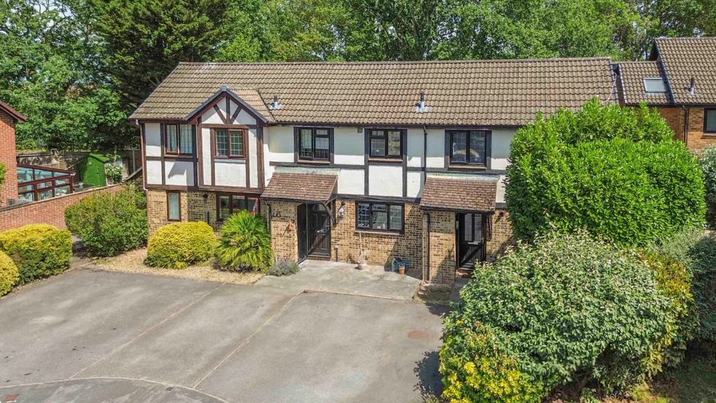 Property photo 1 of 11 5302092