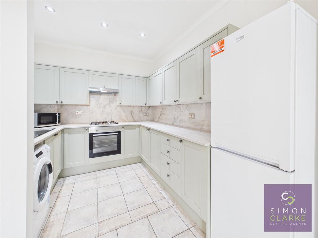 Property photo 1 of 9 Cam05425G0-Pr0137-Still009.Jpg