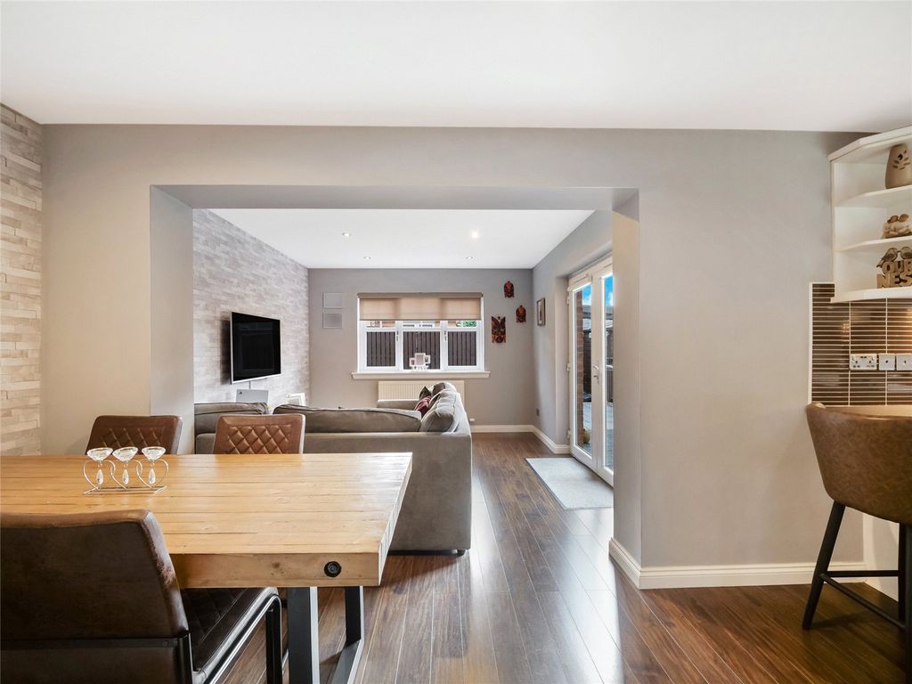 Property photo 3 of 28 Picture No. 49