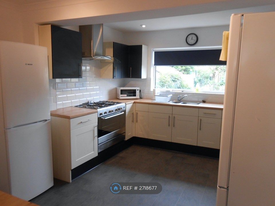 Property photo 1 of 35