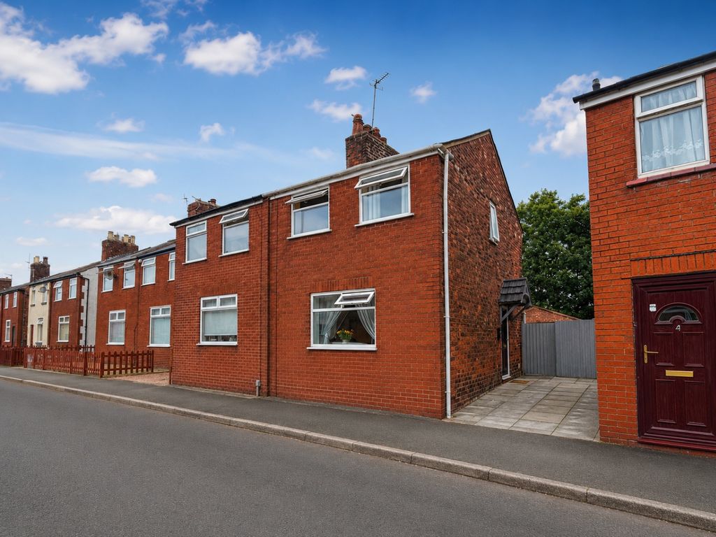Property photo 1 of 19 4556632