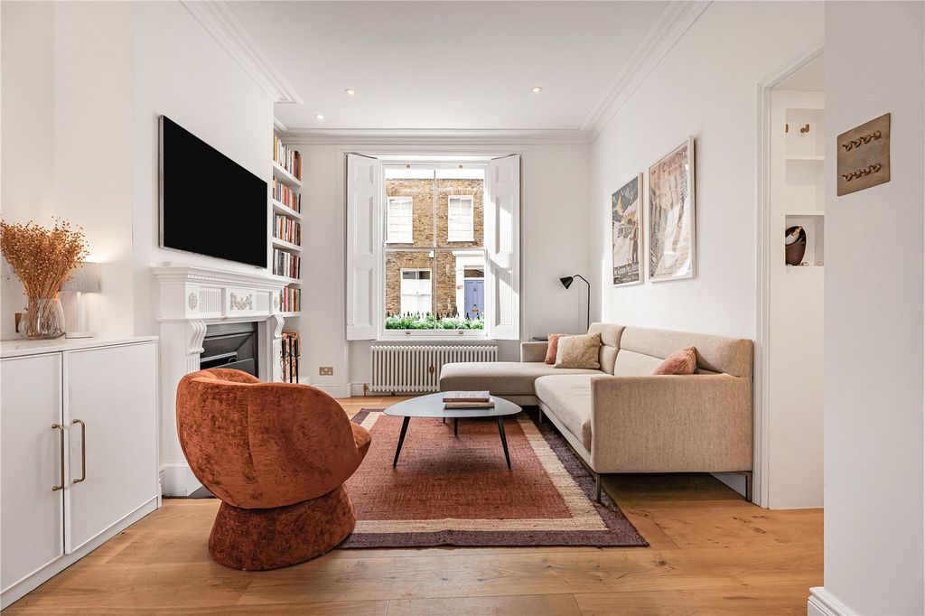 Property photo 1 of 38 Reception/ Dining