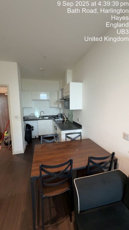 Property photo 1 of 6