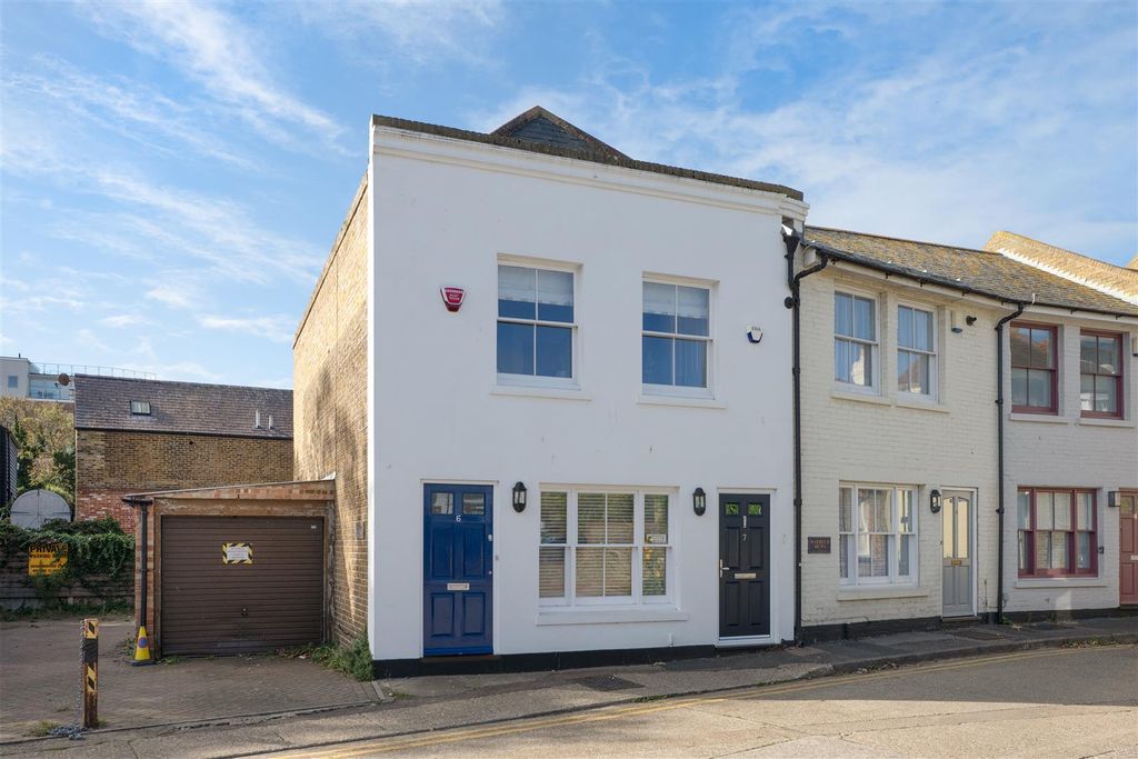 Property photo 1 of 12 Victoria Street, Harbour Mews, Whitstable