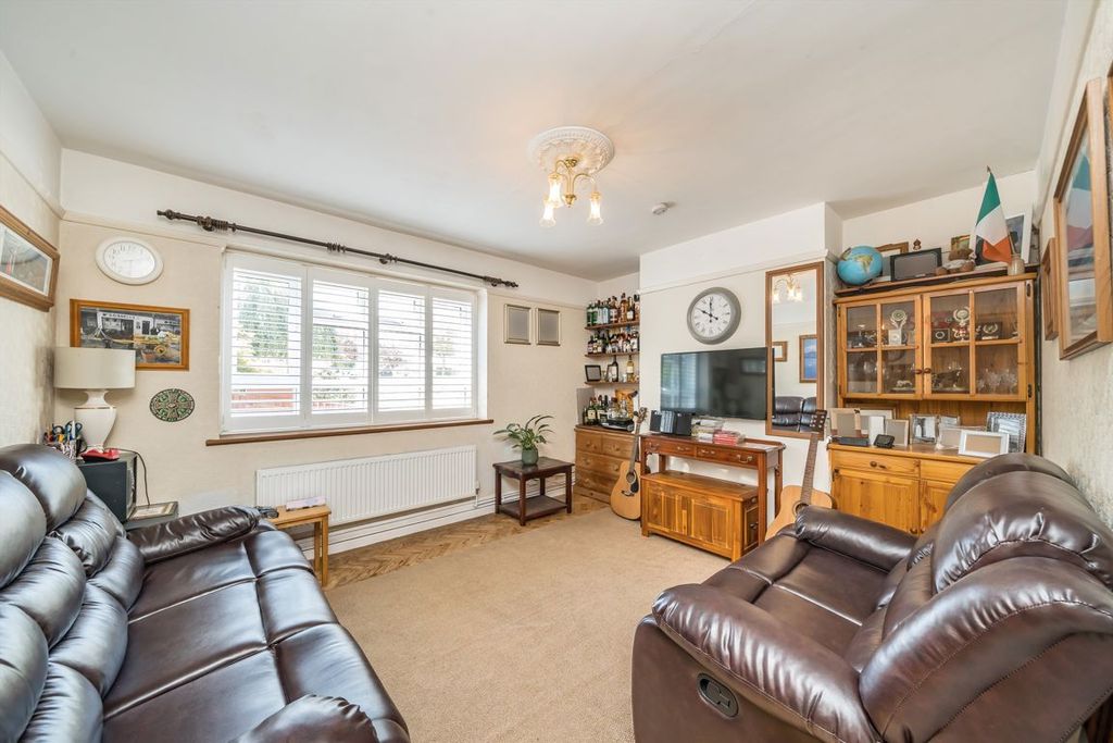Property photo 2 of 7
