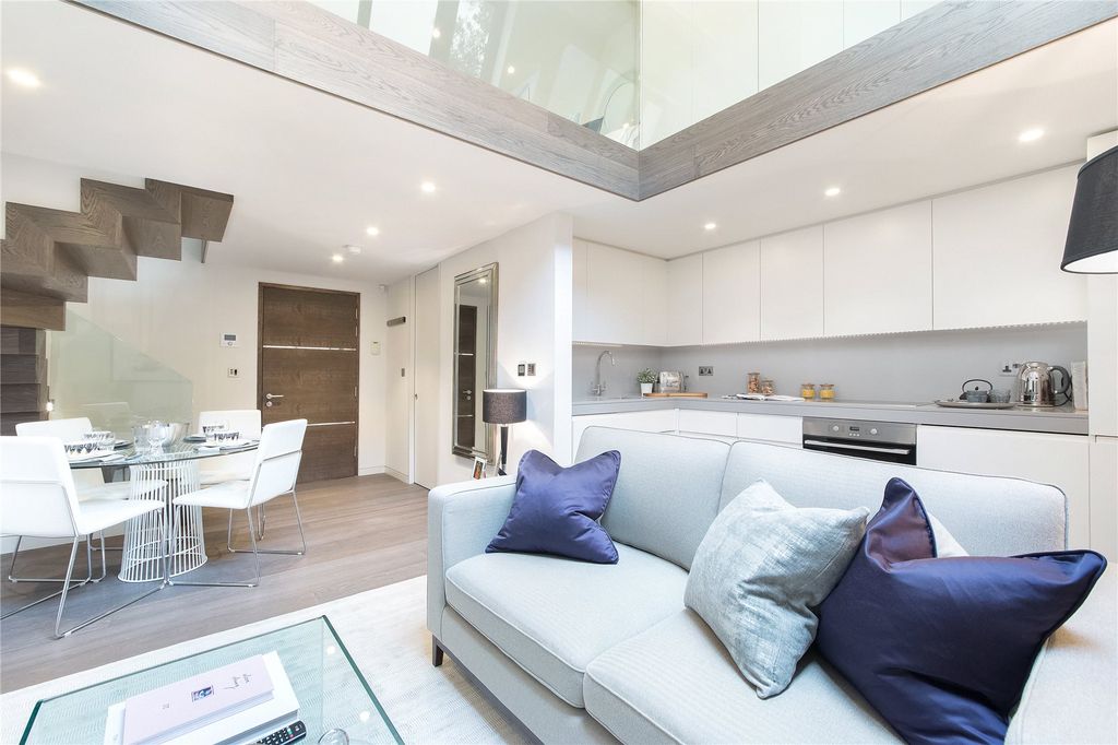 Property photo 1 of 16 Bolton Studios