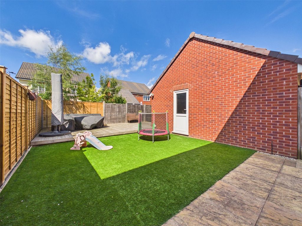 Property photo 2 of 11 Picture No. 10