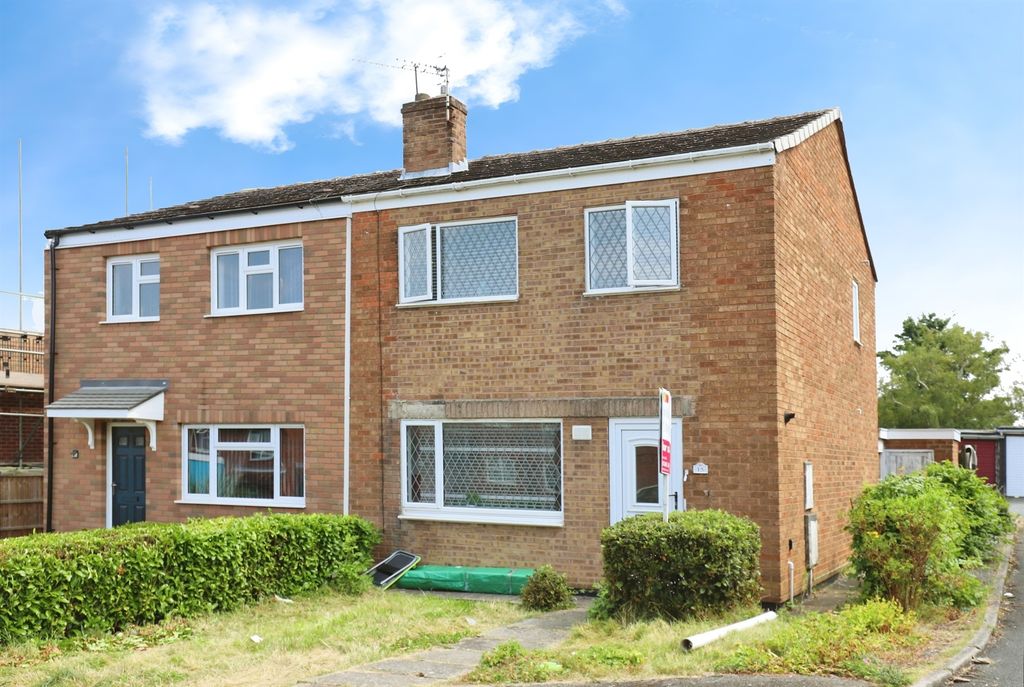 Property photo 1 of 17
