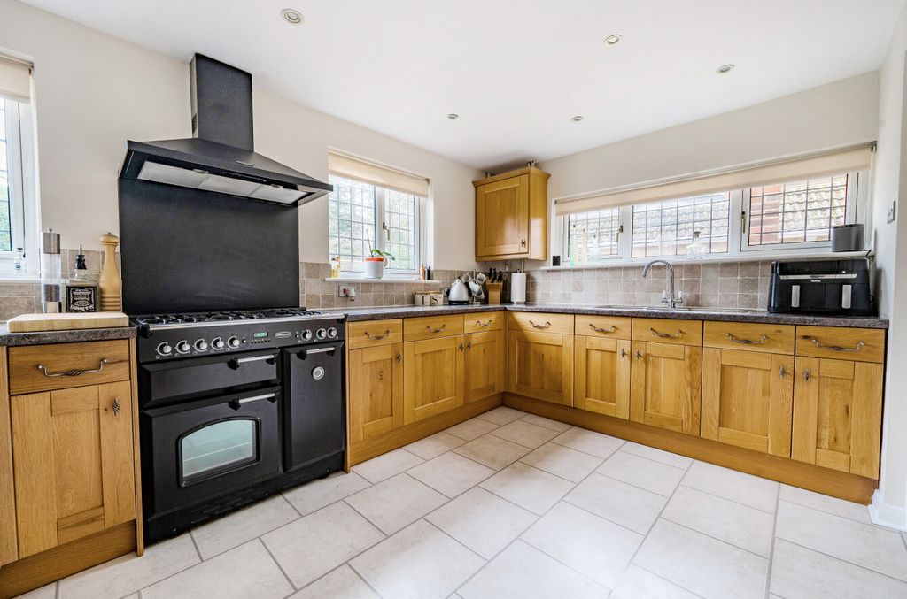 Property photo 3 of 13 1239623 (5).Jpg