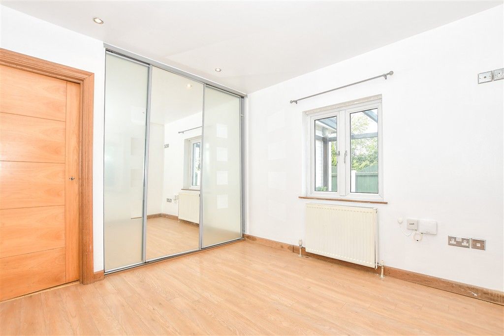 Property photo 3 of 9 Bedroom 1