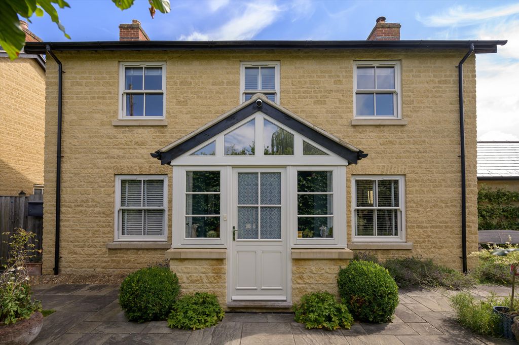 Property photo 1 of 21 Image