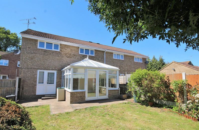 Property photo 1 of 11 Photo 9