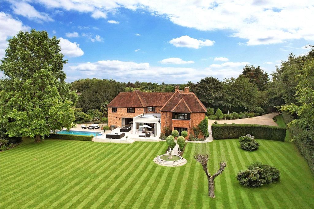 Additional image 22 of 7 bed detached house for saleHall Place Lane, Burchetts Green, Maidenhead, Berkshire SL6