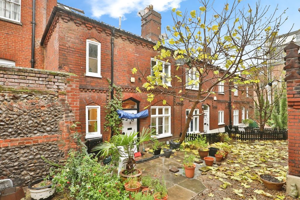 Property photo 1 of 7 Pbox-Img.Jpg