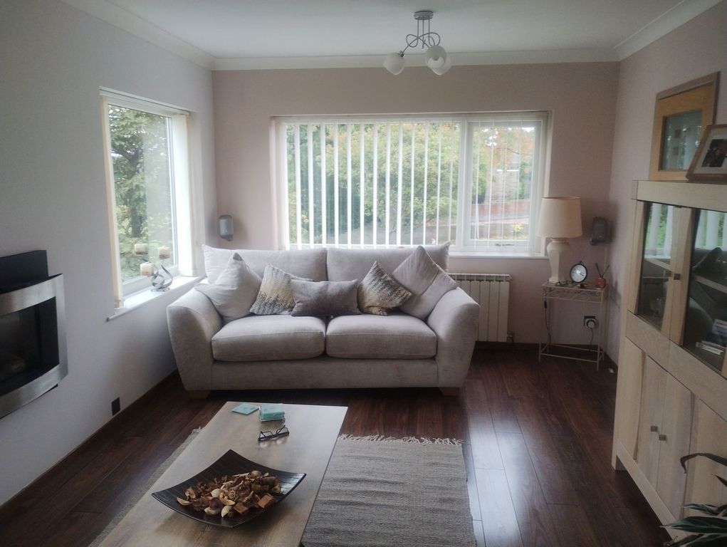 Property photo 2 of 27