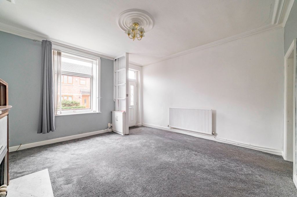 Property photo 3 of 16