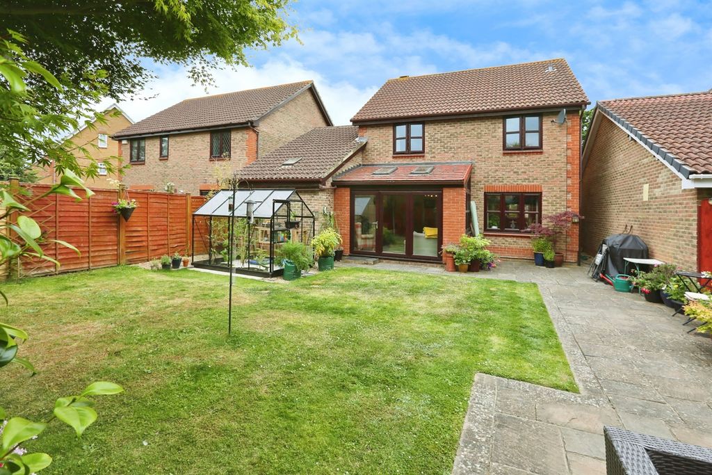 Property photo 2 of 16