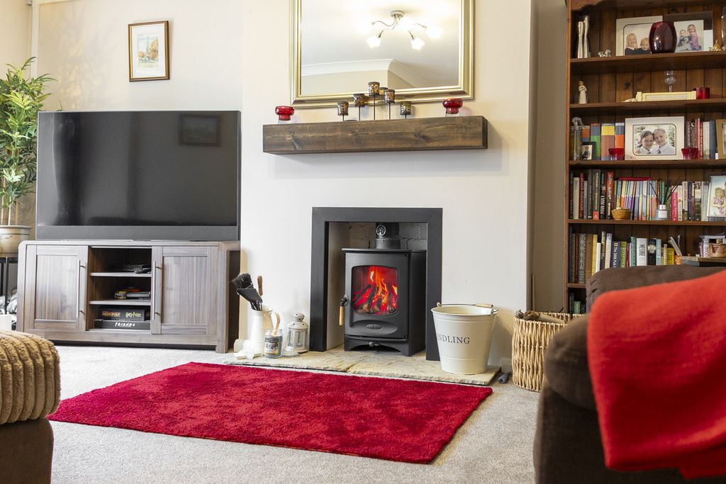 Property photo 3 of 19
