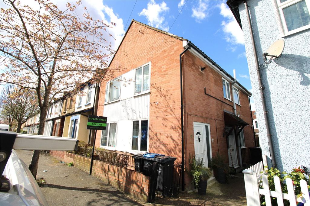 Property photo 1 of 7 Picture No. 06