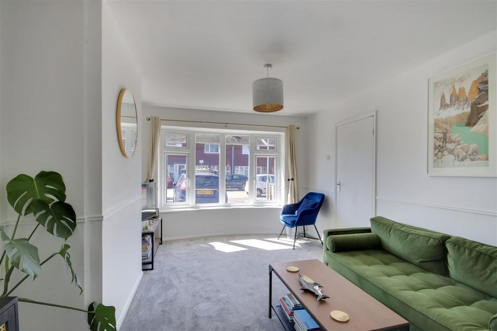 Property photo 3 of 14 Img_0891-Img_0895.Jpg