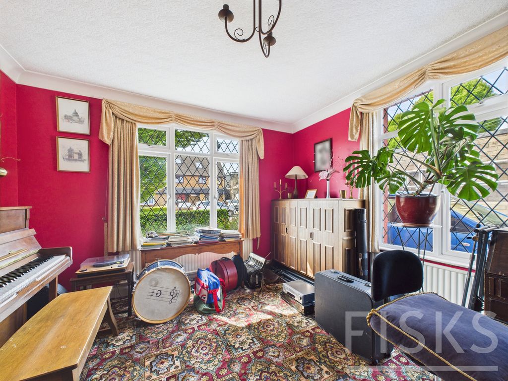Property photo 2 of 23