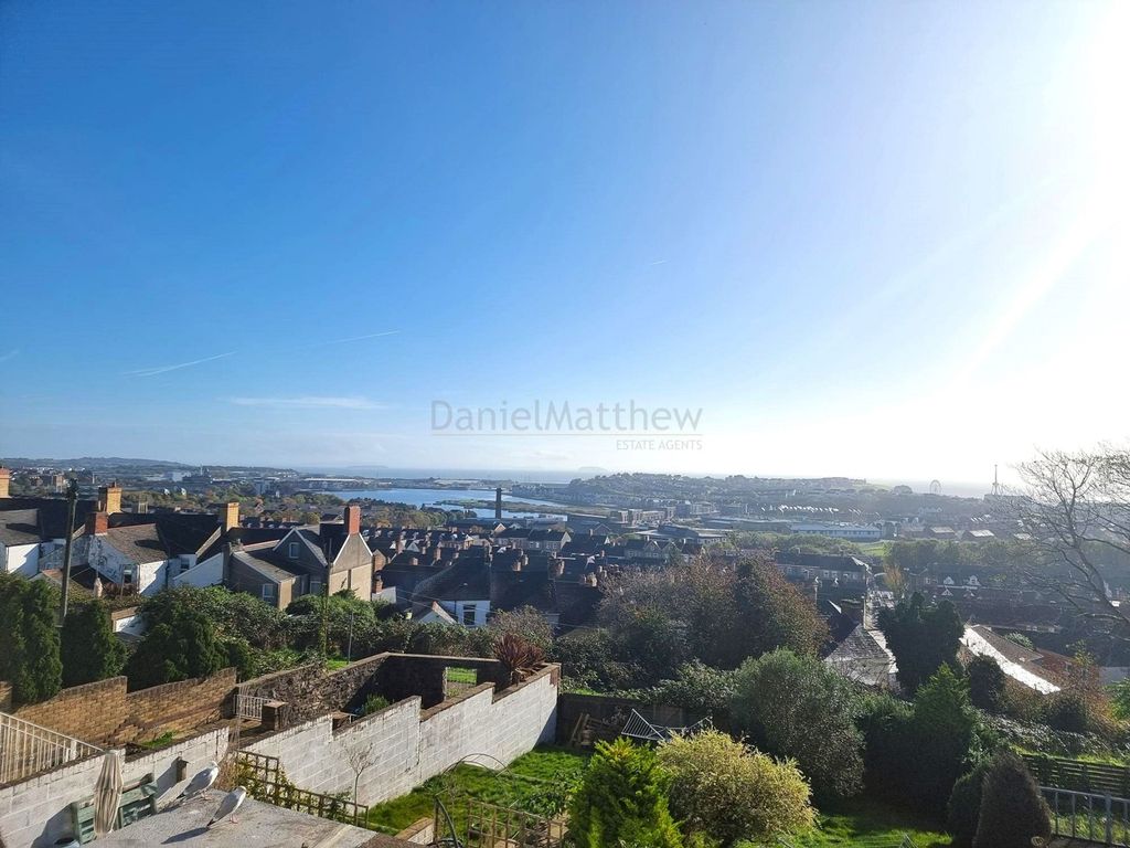 Property photo 1 of 17 View