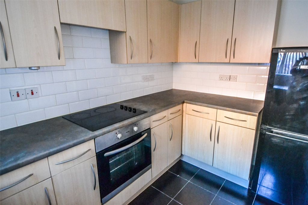 Property photo 3 of 6 Picture No. 09