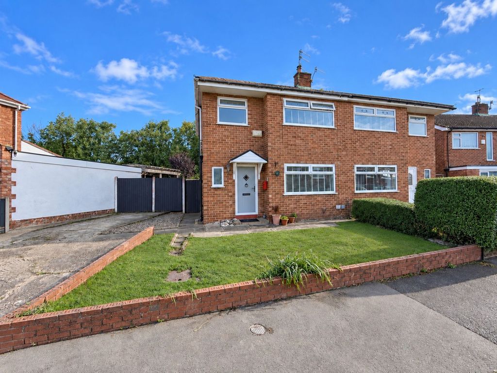 Property photo 1 of 17