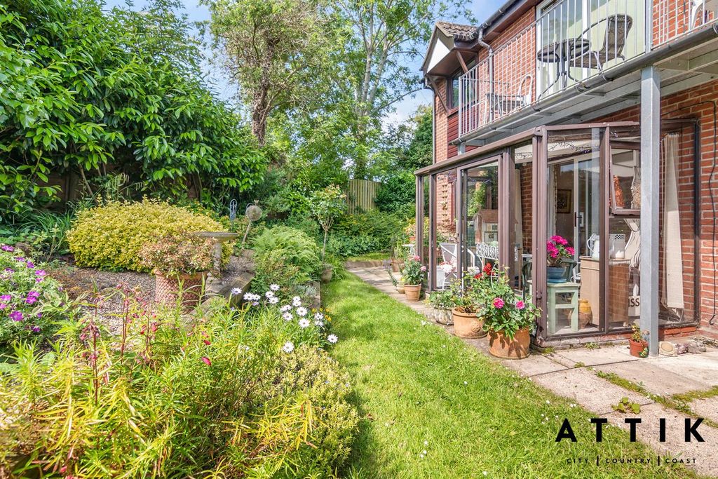 Additional image 27 of 2 bed flat for saleThe Limes, London Road, Halesworth IP19