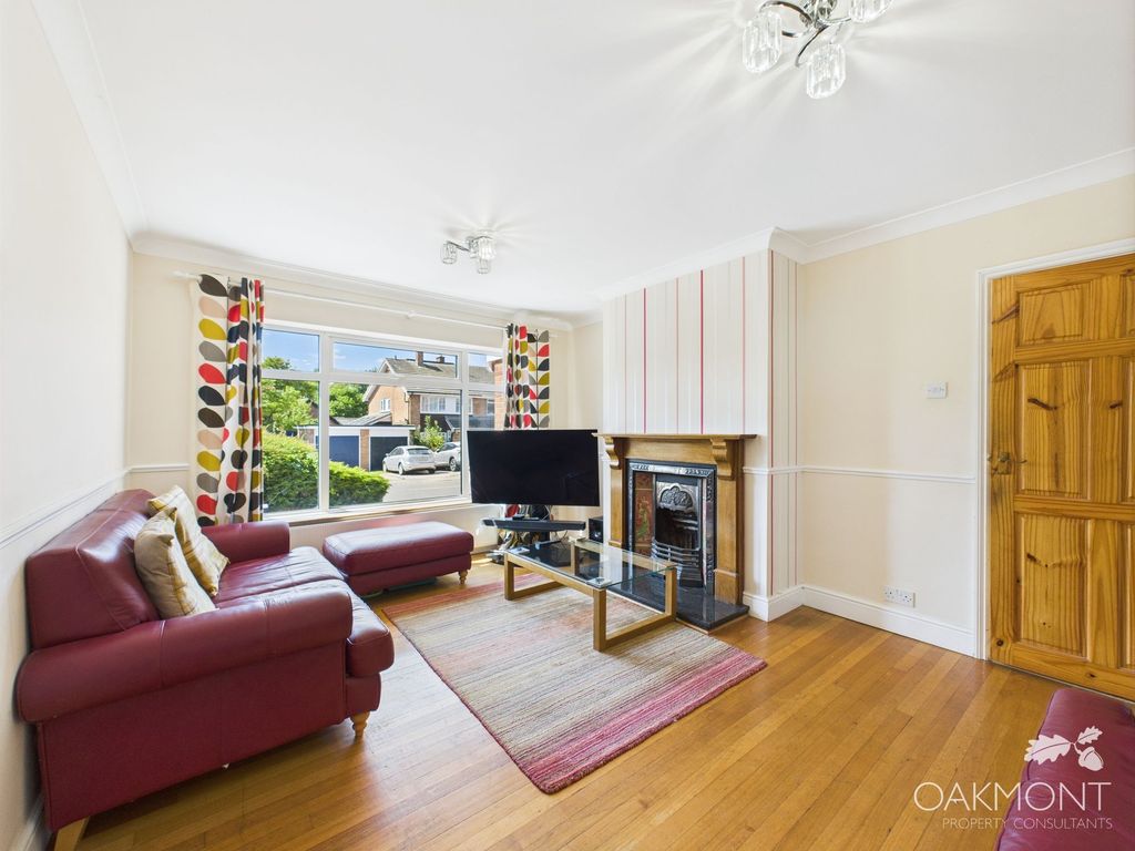 Property photo 3 of 36