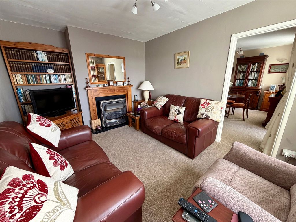 Property photo 2 of 30 Picture No. 21