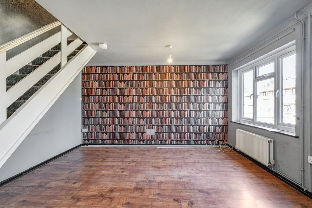 Property photo 2 of 18 64 Holworthy Road, Norwich, Nr5 9Dg