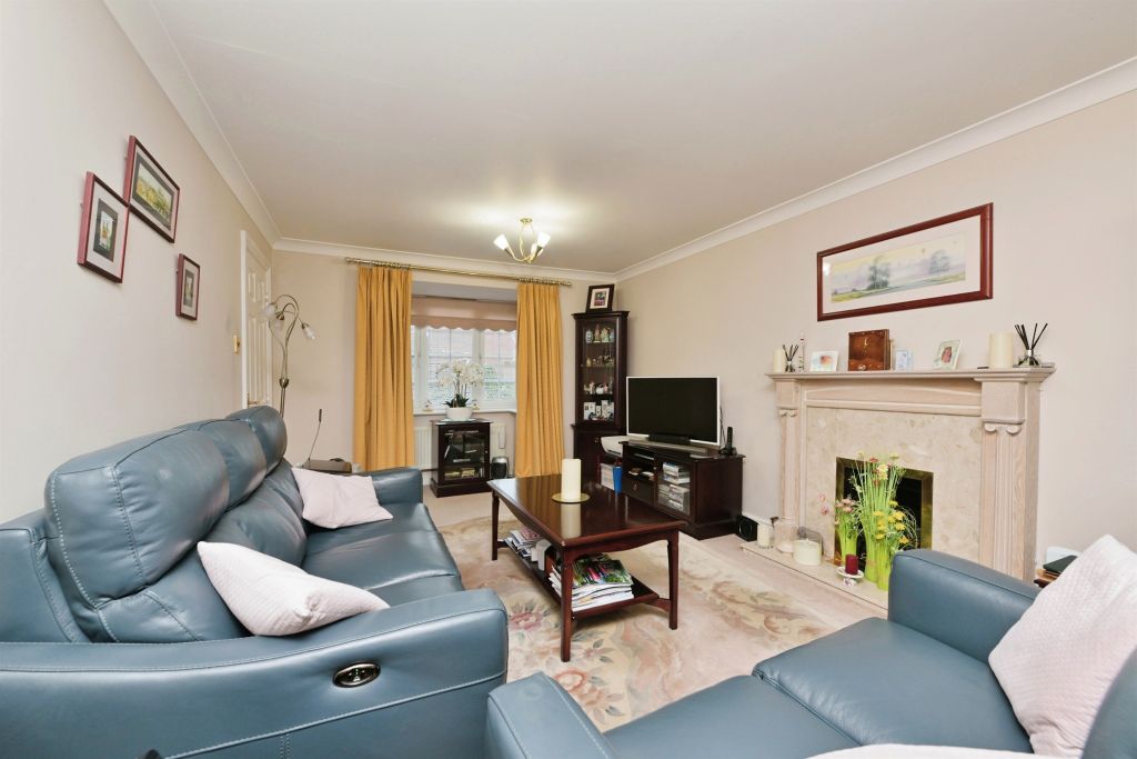 Property photo 3 of 17