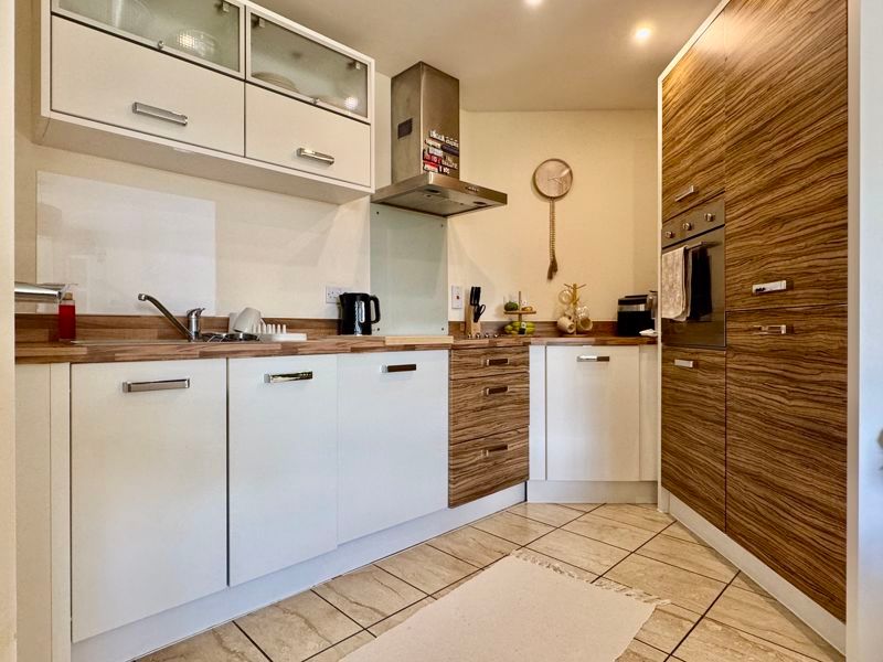 Property photo 2 of 11 Photo 2