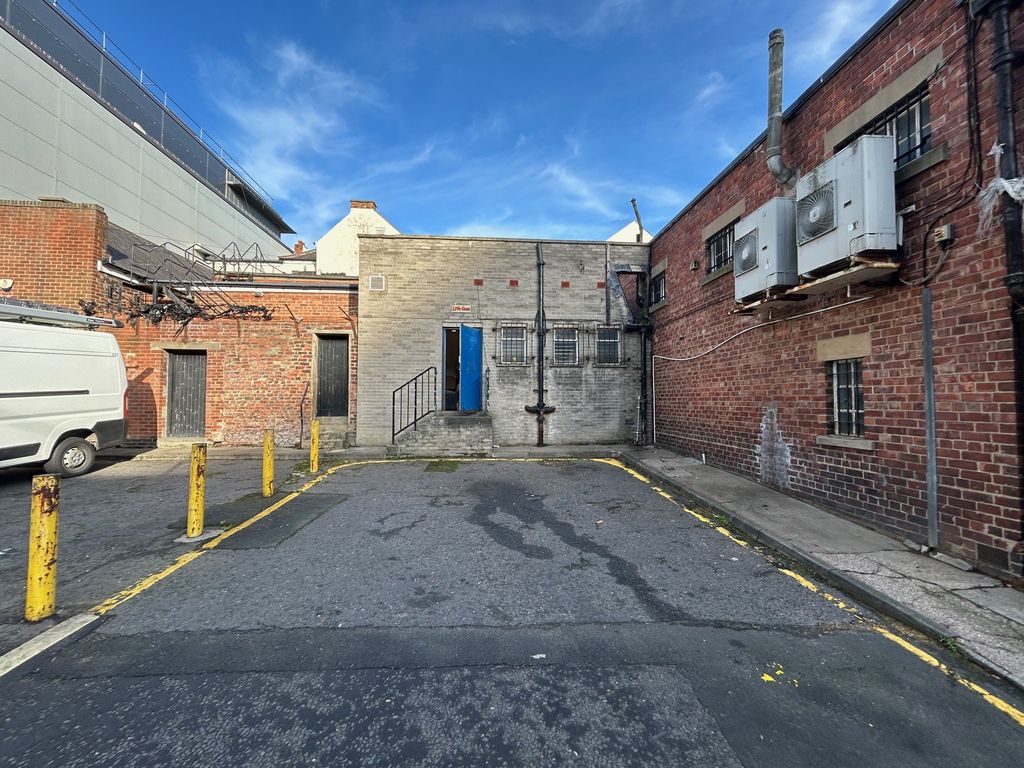 Property photo 2 of 3