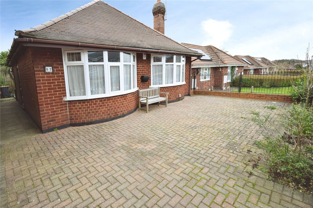 Property photo 1 of 20 Front