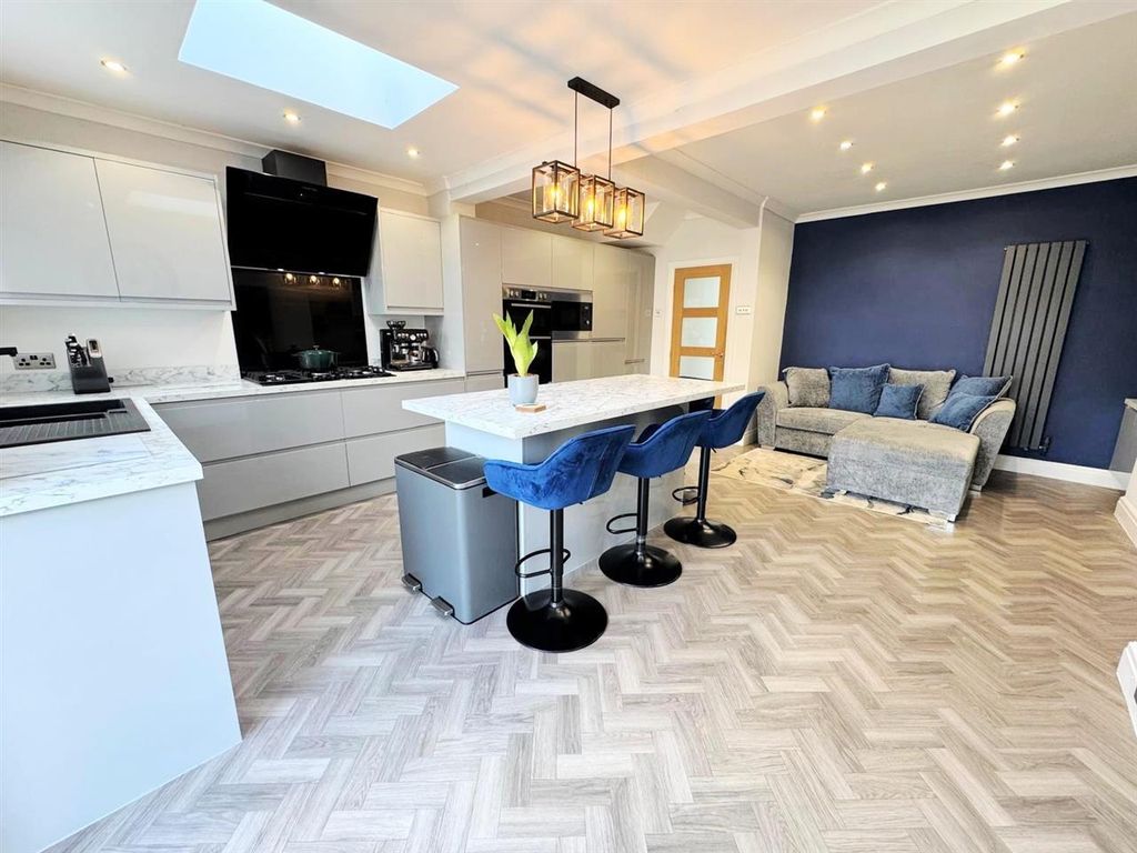 Property photo 1 of 20 Main Picture