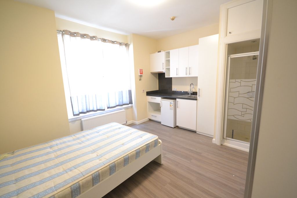 Property photo 1 of 3