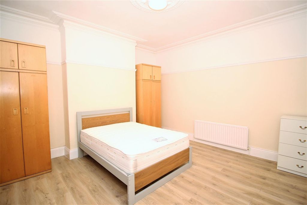 Additional image 5 of 2 bed flat to rentConiston Avenue, Jesmond, Newcastle Upon Tyne NE2