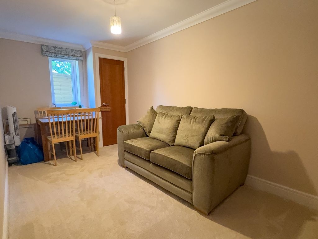 Additional image 8 of 2 bed flat for saleLove Lane, Shaw, Newbury RG14
