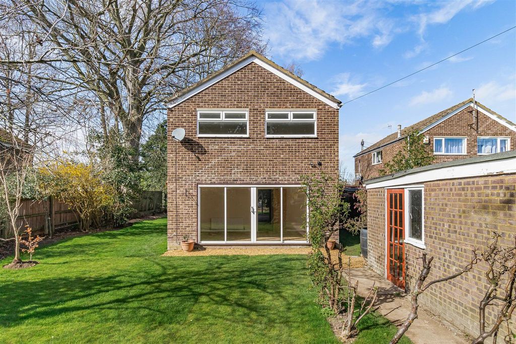 Property photo 3 of 25 23_76291.Jpg