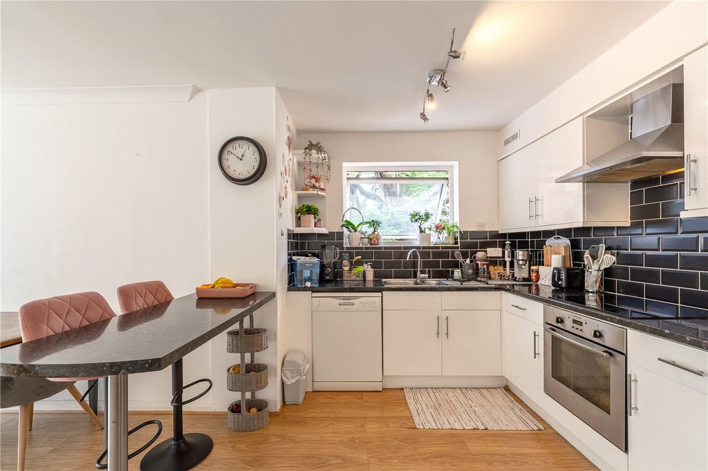 Property photo 3 of 26 Picture No. 40