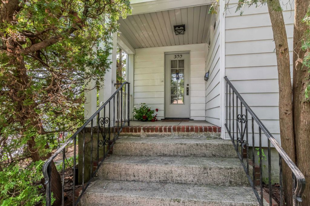 Property photo 1 of 8 <Alttext/>
