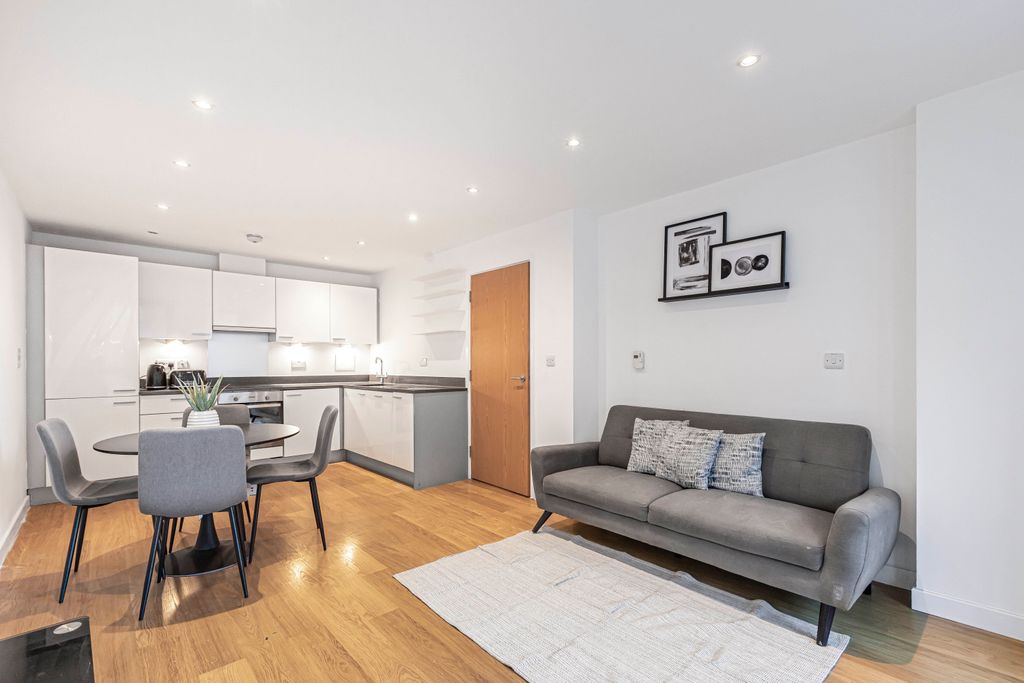 Property photo 1 of 24 April 2025 (10).Jpg