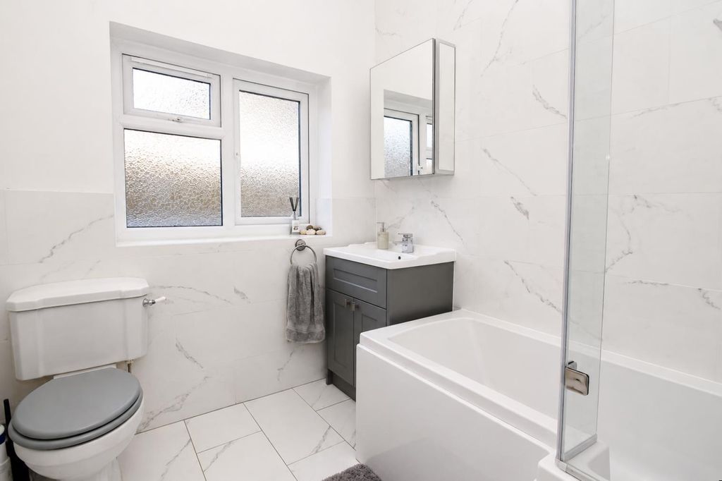 Property photo 3 of 22 7E1Ca043-64c2-4532-921E-Acdd37Bf1B34.Png