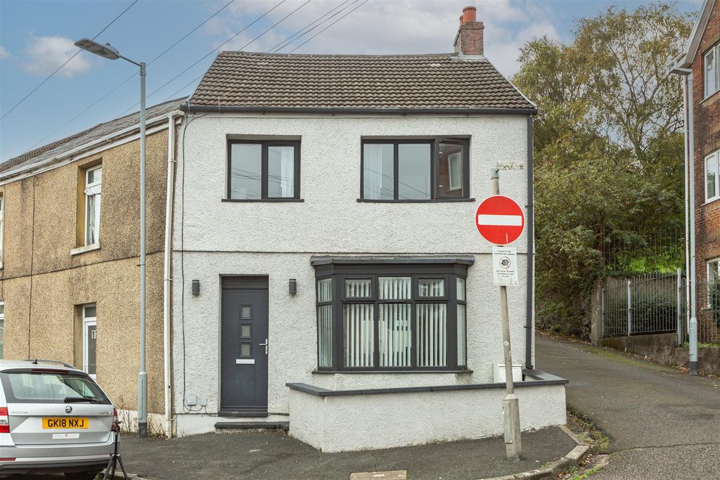 Property photo 1 of 27 Cz0A0106.Jpg