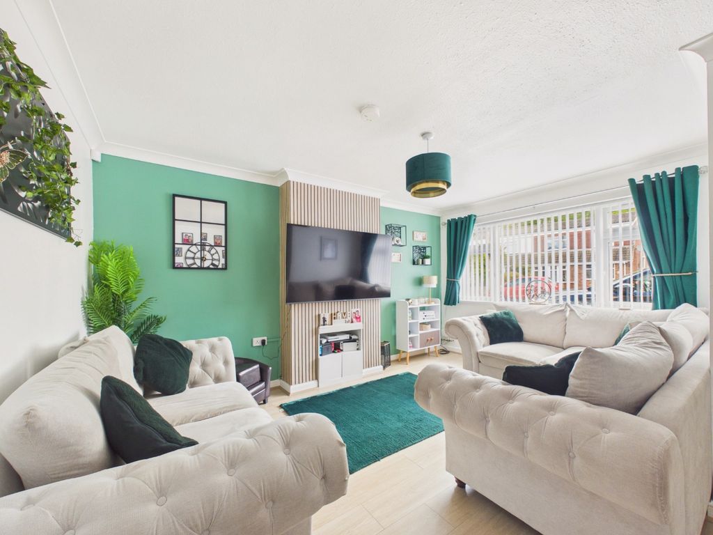 Property photo 3 of 21 4862569