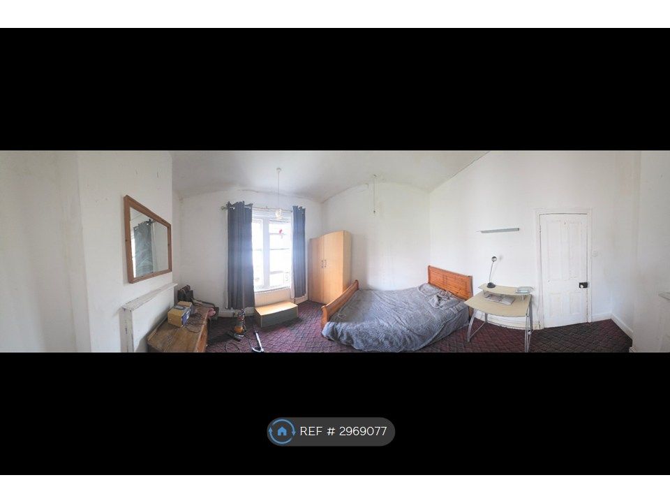 Property photo 2 of 6