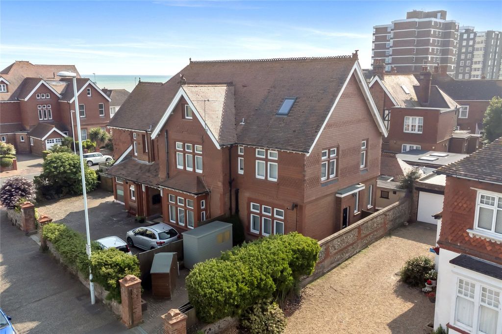 Property photo 1 of 25 Picture No. 36
