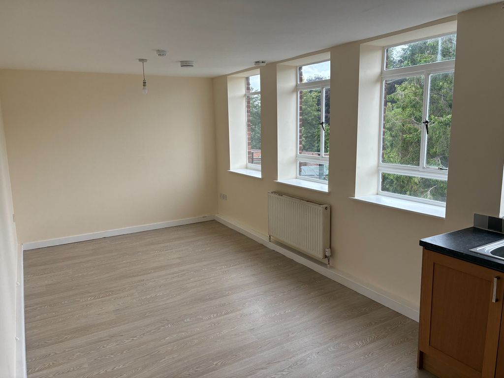 Property photo 3 of 5